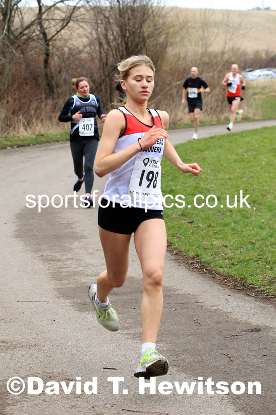 Senior women and veteran women and men over-50s NECAA Road Relay Champs., Hetton Lyons Park, Hetton le Hole, County Durham. Photo: David T. Hewitson/Sports for All Pics